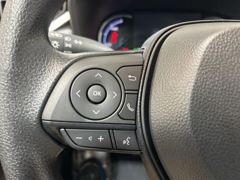 Used 2025 Toyota RAV4 XLE image 27