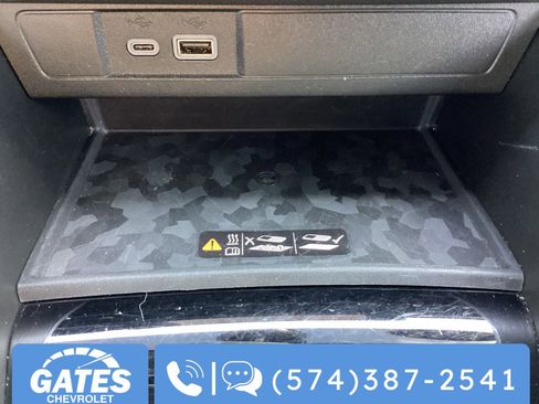 Used 2023 Chevrolet Colorado ZR2 w/ ZR2 Convenience Package III image 25