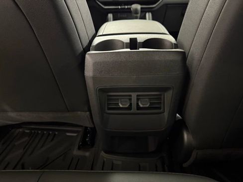 New 2025 Chevrolet Colorado Trail Boss w/ Midnight Edition image 16