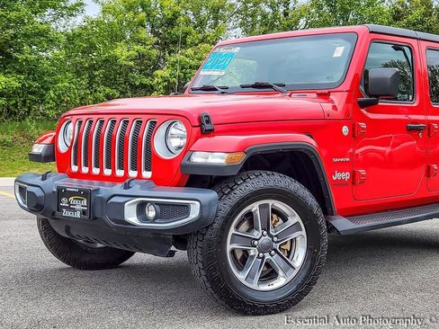 Used 2020 Jeep Wrangler Unlimited Sahara AWD/4WD image 2