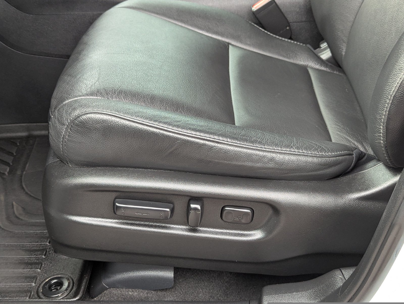 Used 2021 Honda Pilot Touring image 30