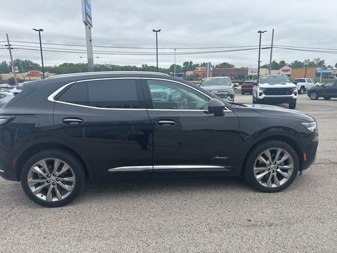 Used 2022 Buick Envision Avenir w/ Technology Package II FWD image 5