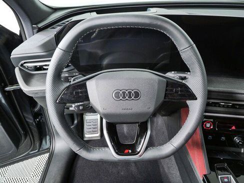 New 2026 Audi SQ5 Prestige AWD/4WD image 9