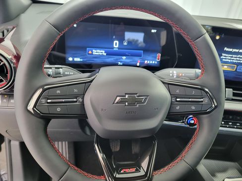 New 2026 Chevrolet Equinox RS w/ Convenience Package III image 16