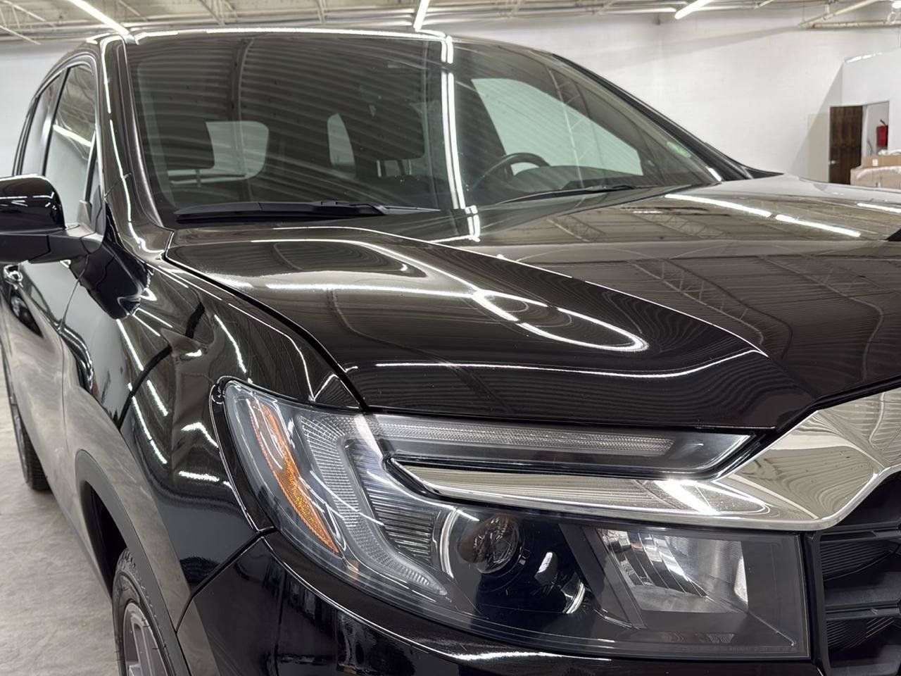 Used 2023 Honda Passport EX-L image 5