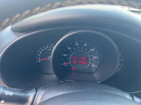 Used 2016 Kia Soul + w/ Designer's Package FWD image 8