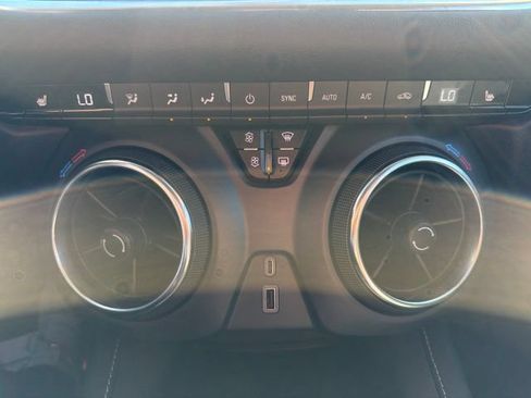 Used 2025 Chevrolet Blazer LT w/ Driver Confidence Package FWD image 30