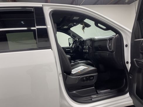 Used 2020 GMC Sierra 2500 AT4 w/ AT4 Premium Package image 25