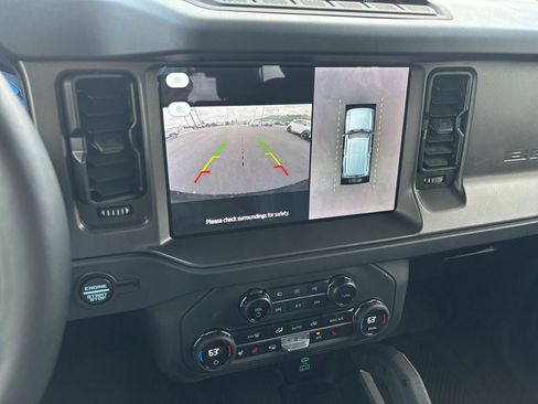 Used 2025 Ford Bronco Badlands AWD/4WD image 17
