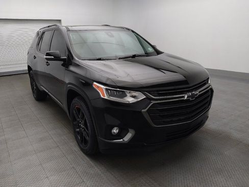 Used 2019 Chevrolet Traverse Premier w/ Redline Edition FWD image 13