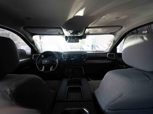 Used 2023 Toyota Tundra SR5 image 19