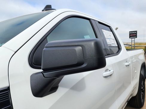 New 2026 GMC Sierra 1500 Elevation image 13