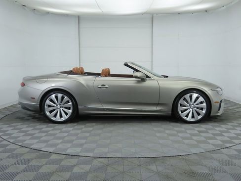 Used 2026 Bentley Continental GTC image 4