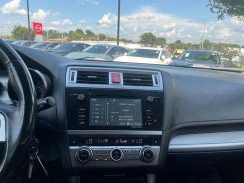 Used 2015 Subaru Outback 2.5i Premium AWD/4WD image 15