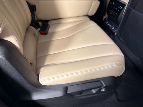 Used 2022 Acura MDX SH-AWD w/ Advance Package image 27