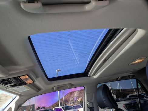 Used 2014 Toyota 4Runner Limited image 16