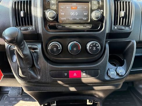 Used 2018 RAM ProMaster 2500 image 17