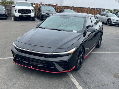 Used 2025 Hyundai Elantra N FWD image 3