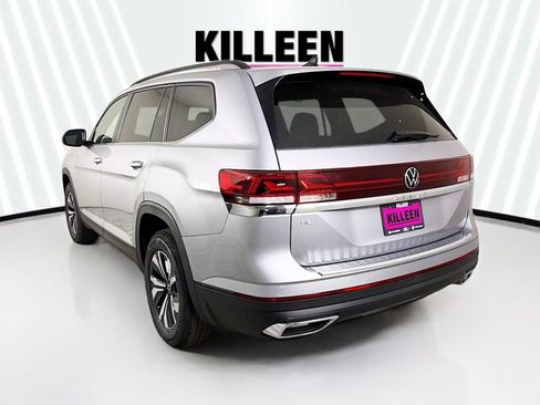 New 2026 Volkswagen Atlas SE FWD image 5