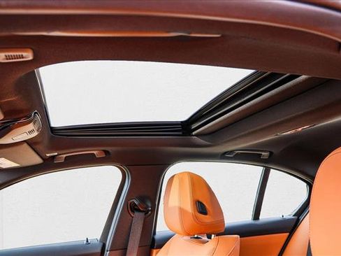 Certified 2025 BMW 330i xDrive Sedan w/ M Sport Package image 11