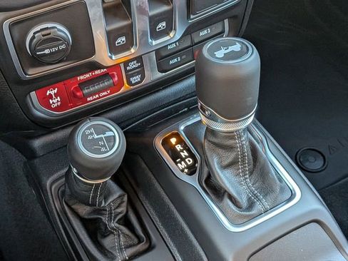 New 2026 Jeep Wrangler Rubicon AWD/4WD image 22