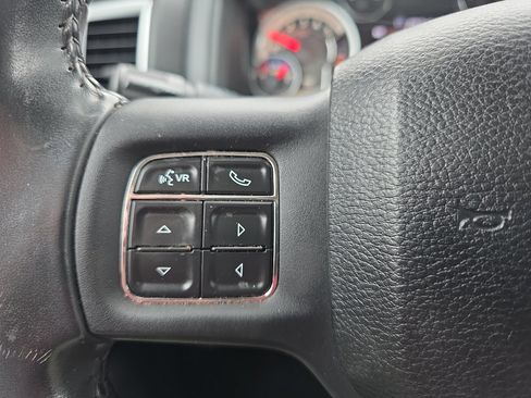 Used 2015 RAM 2500 SLT w/ Luxury Group image 44