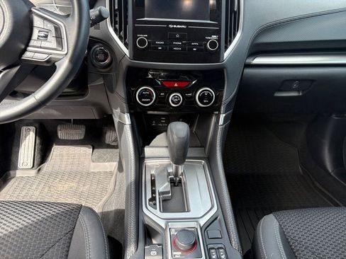 Used 2024 Subaru Forester Premium AWD/4WD image 11