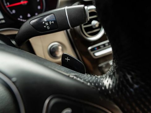 Used 2018 Mercedes-Benz GLC 300 4MATIC image 47