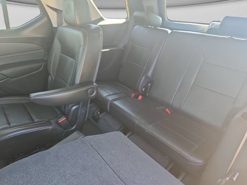 Used 2021 Chevrolet Traverse LT w/ LPO, Floor Liner Package AWD/4WD image 37