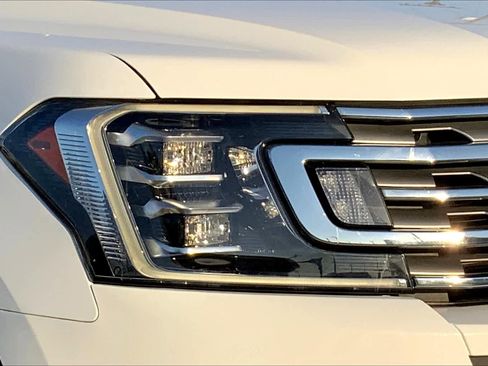 Used 2020 Ford Expedition Limited w/ Equipment Group 302A image 23