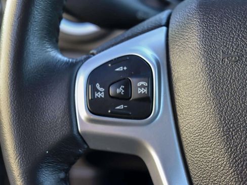 Used 2016 Ford Fiesta SE image 17