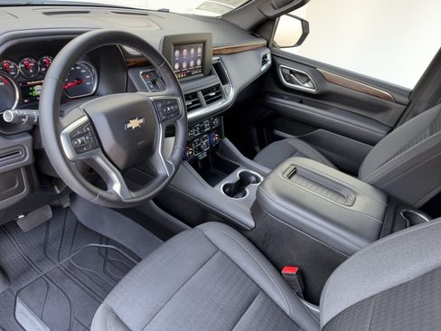 Used 2023 Chevrolet Tahoe LS RWD image 4