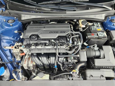 Certified 2023 Hyundai Elantra SEL w/ Convenience Package image 10