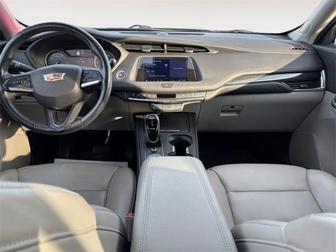 Used 2021 Cadillac XT4 Premium Luxury w/ Cold Weather Package image 10