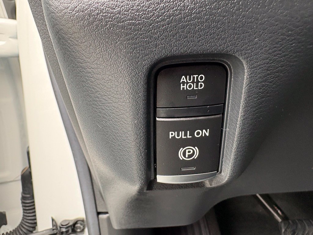 Used 2025 Nissan Armada PRO-4X AWD/4WD image 36