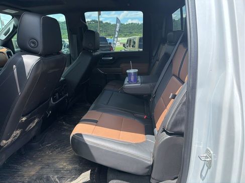 Used 2021 Chevrolet Silverado 2500 High Country w/ Z71 Off-Road Package AWD/4WD image 7