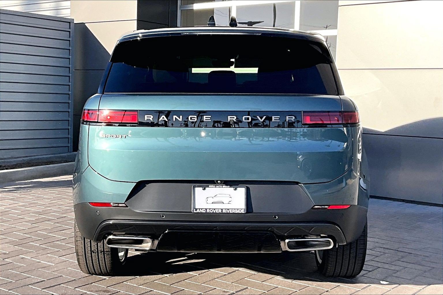 New 2027 Land Rover Range Rover Sport SE AWD/4WD image 4