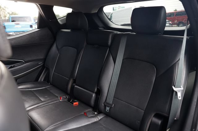 Used 2018 Hyundai Santa Fe Sport w/ 2.0T Ultimate Tech Package 05 AWD/4WD image 11