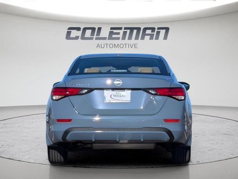 Certified 2025 Nissan Sentra SV w/ SV Premium Package FWD image 6