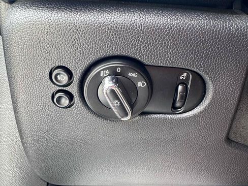 Used 2015 MINI Cooper S FWD image 36