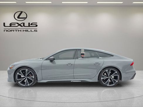 Used 2022 Audi RS 7 Sportback image 9