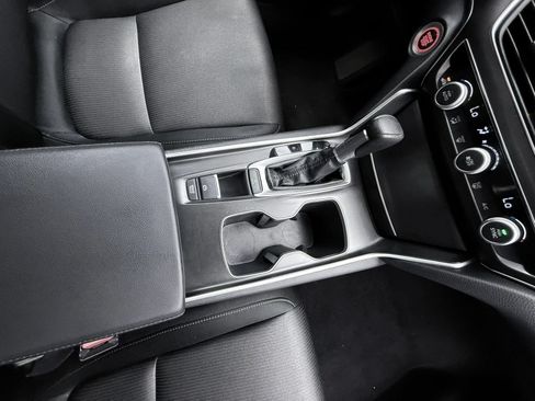 Used 2020 Honda Accord LX image 12