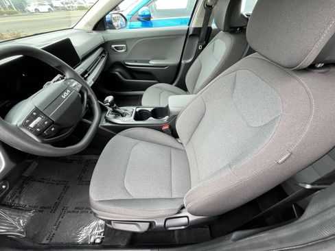 Used 2025 Kia K4 FWD image 23