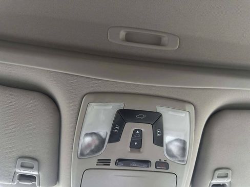 Used 2018 Toyota Sienna XLE FWD image 38