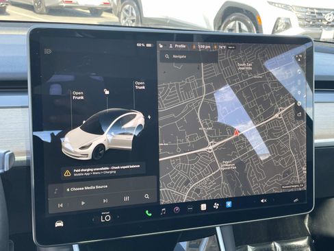 Used 2018 Tesla Model 3 Long Range image 10
