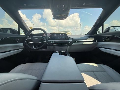 Certified 2024 Cadillac Lyriq Sport AWD/4WD image 25