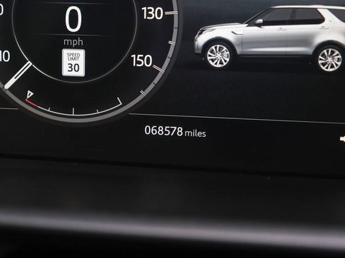 Used 2019 Land Rover Discovery HSE image 37