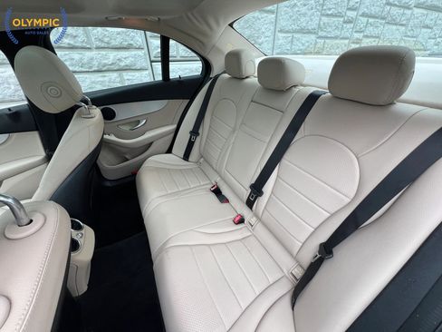 Used 2016 Mercedes-Benz C 300 4MATIC Sedan image 43