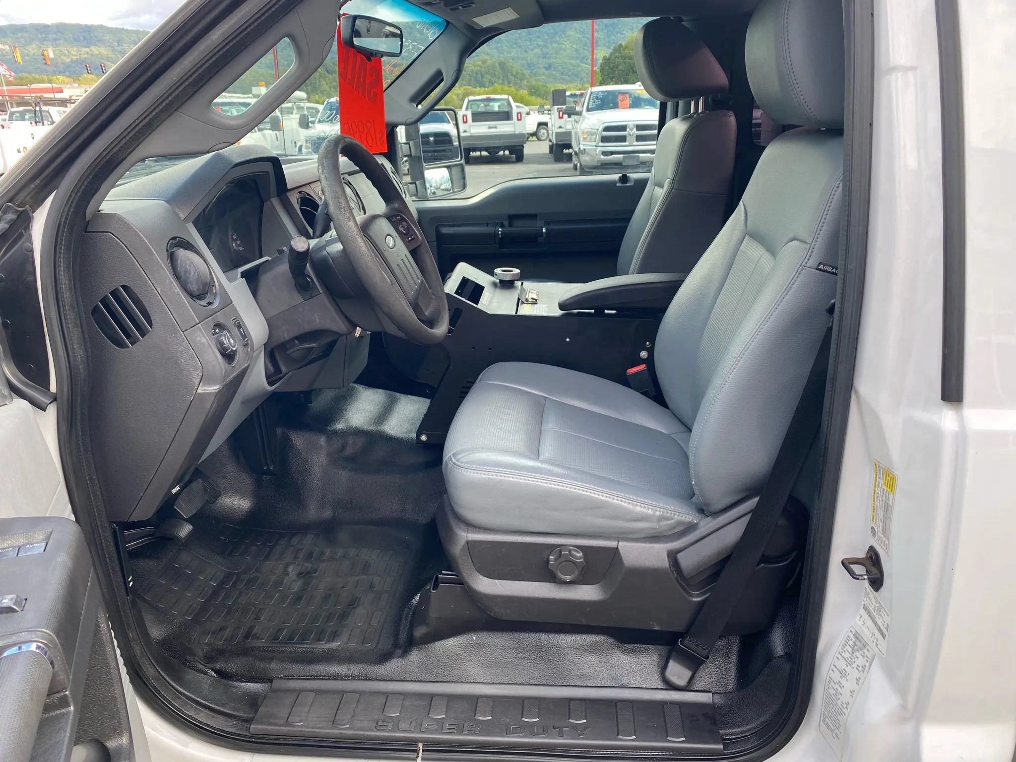 Used 2016 Ford F350 XL RWD image 9
