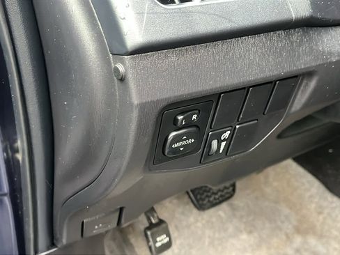 Used 2012 Toyota Prius Two image 20